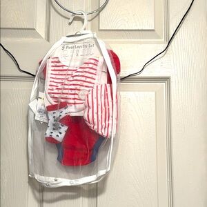 248.  Quiltex 5-piece Red and White Baby Layette Set Size 0-3 Months
